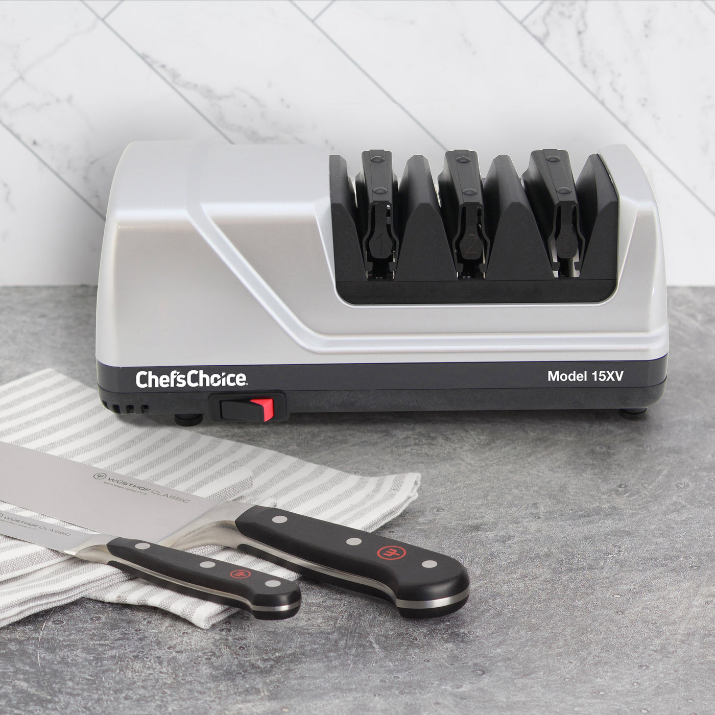 The 15XV professional 3-stage electric knife sharpener is the ideal  solution for improved cutting performance on 15-degree class knives. Using  100 percent diamonds, the hardest natural substance on earth, our patented  abrasives