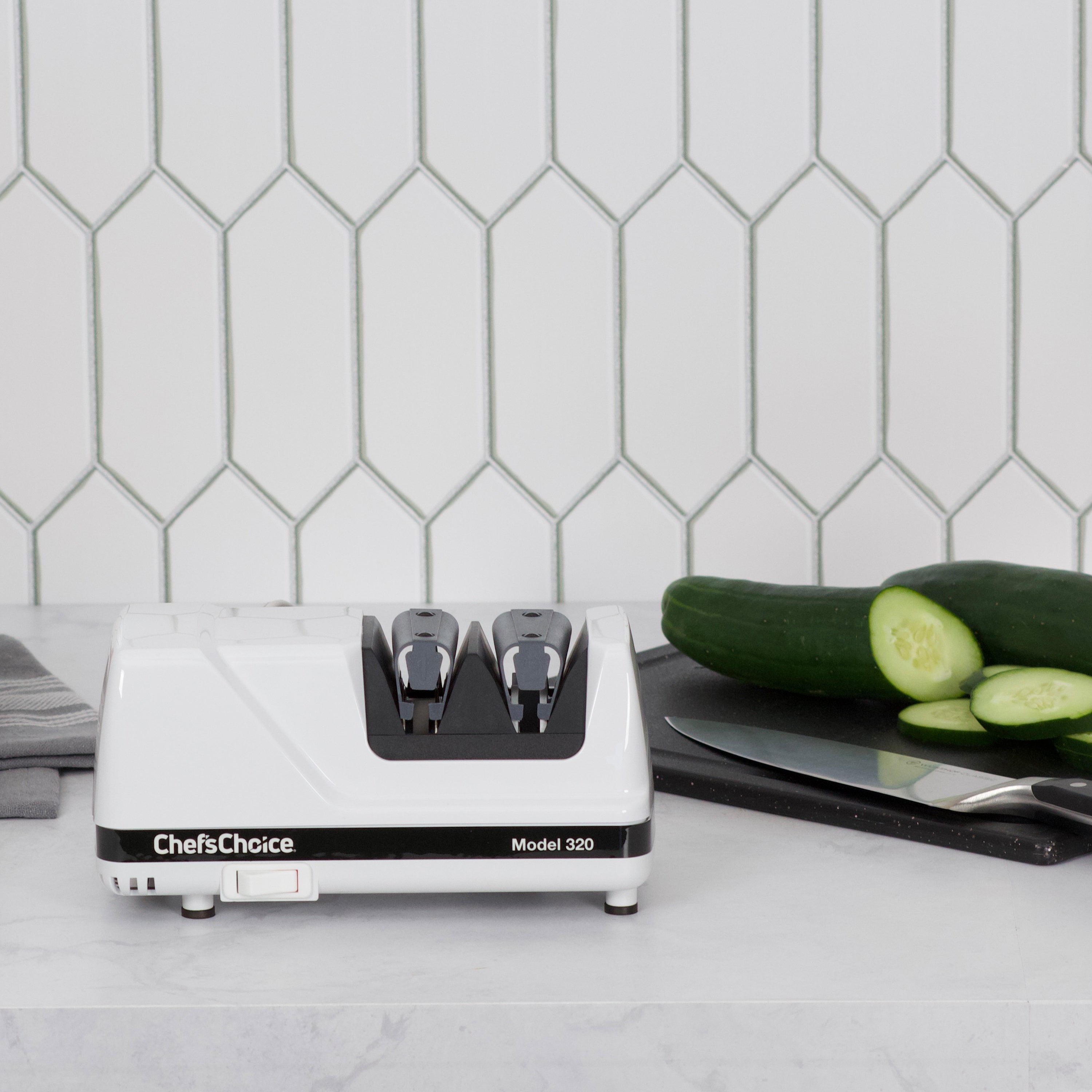 Chef'sChoice Model 320 Knife Sharpener - Thumbnail 5