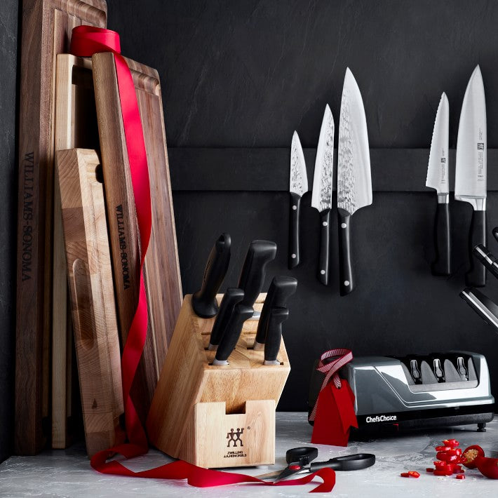 https://chefschoice.com/cdn/shop/products/chefschoice-ultimate-trizor-edge-xiv-knife-sharpener-o-3_1400x.jpg?v=1615407173